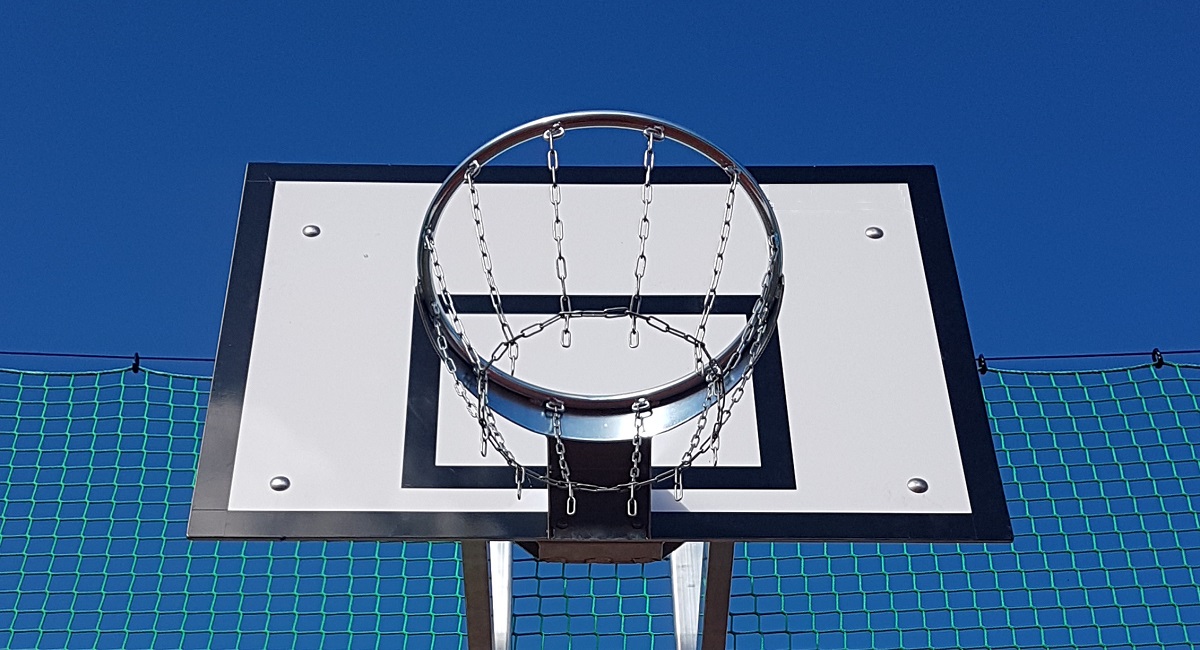 Basketballständer mit Zielbrett