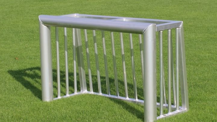 Minitor aus Aluminium