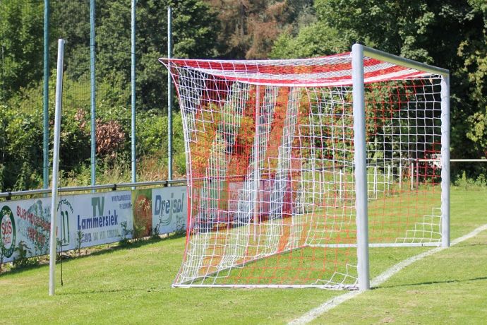 Tornetze für Fußballtore und Sportnetze aller Art