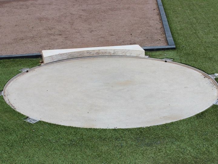 Kugelstoßringe aus Aluminium im Betonfertigteil